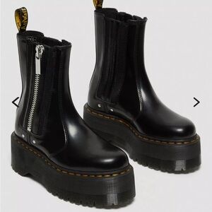 Dr Martens 2976 Quad Retro Max Boots 8 NWT Black